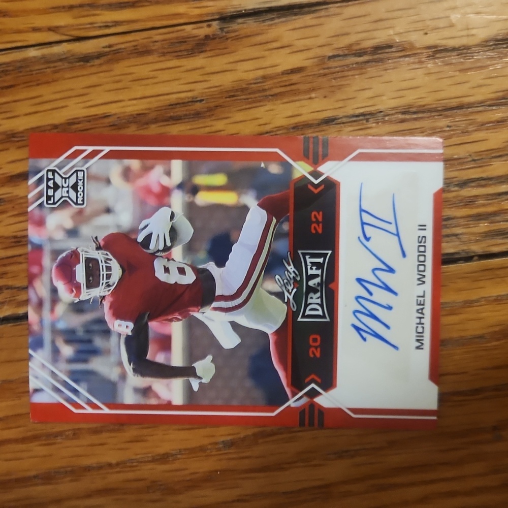 2 signed NFL trading cards from 2022 drafts - Picture 2 of 4
